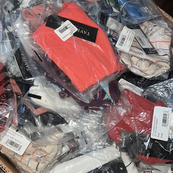 tavik swim bottom reseller box - Picture 3 of 6